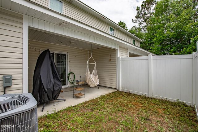 110 Meadow Way, Havelock, NC 28532