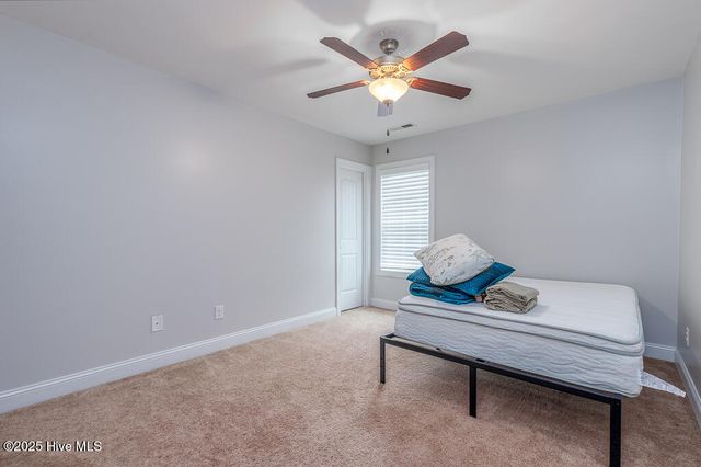 110 Meadow Way, Havelock, NC 28532
