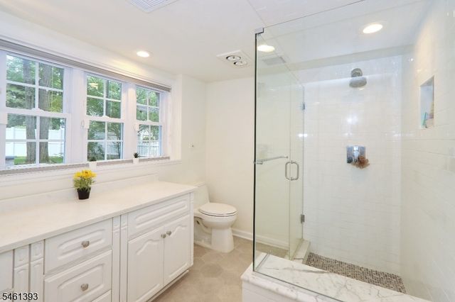 31 Karen Way, Summit City, NJ 07901