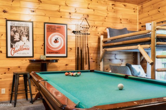 4250 Mountain Rest Way, Sevierville, TN 37876