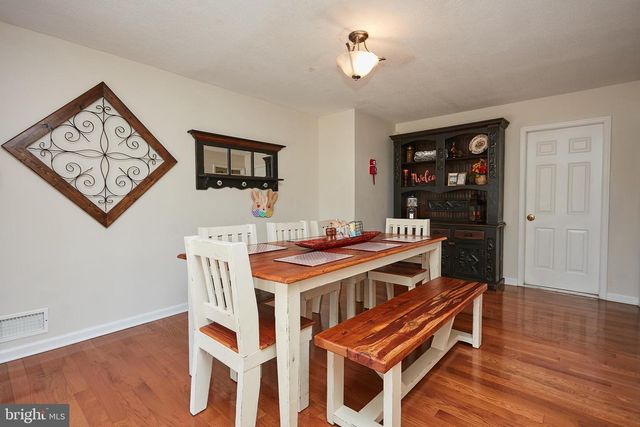 34 BERRIEN AVE, Princeton Junction, NJ 08550