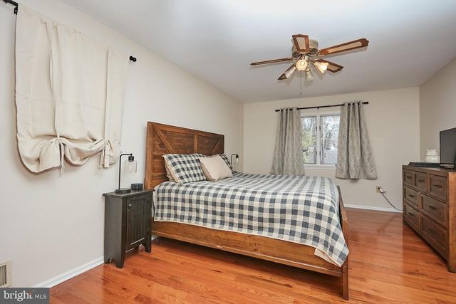34 BERRIEN AVE, Princeton Junction, NJ 08550