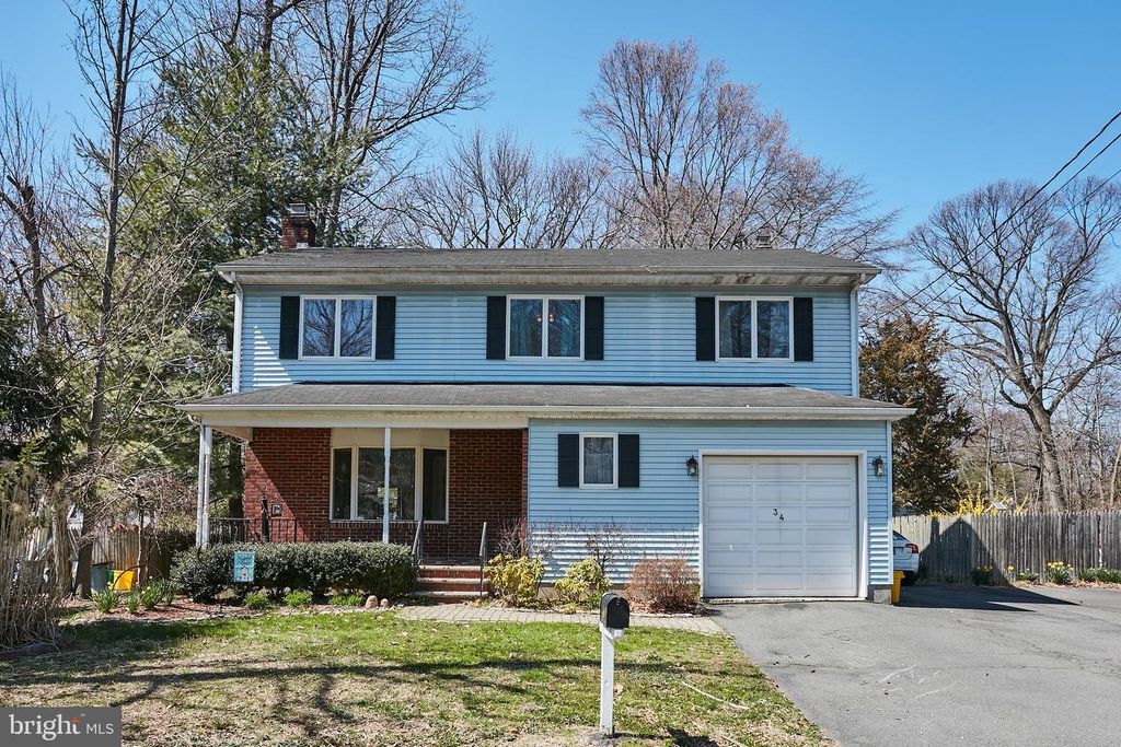 34 BERRIEN AVE, Princeton Junction, NJ 08550