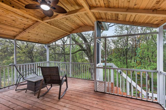 11312 Kenworth Lane, Lakeville, MN 55044