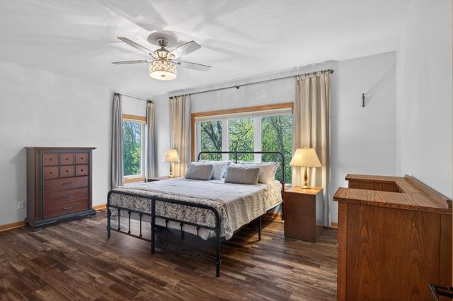 11312 Kenworth Lane, Lakeville, MN 55044