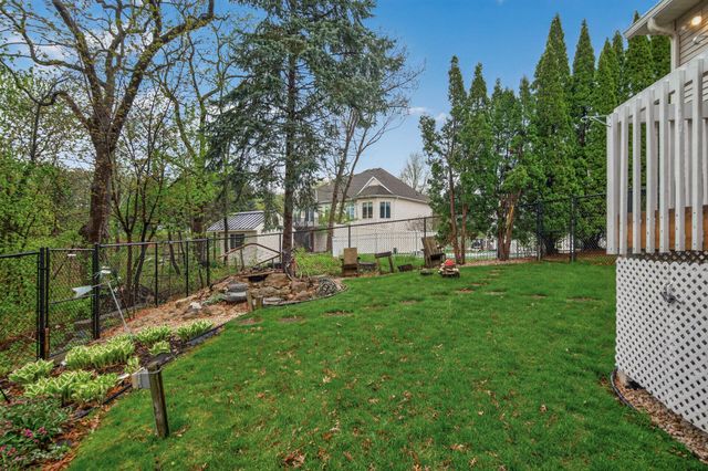 11312 Kenworth Lane, Lakeville, MN 55044