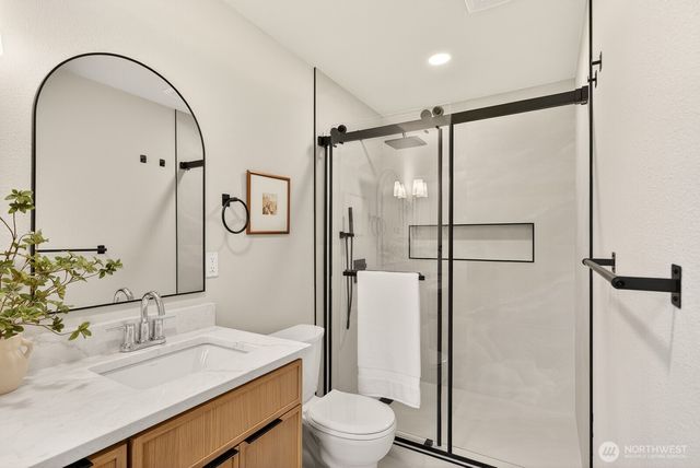 1692 Oak Ridge Dr, Camano Island, WA 98282