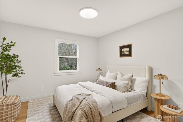 1692 Oak Ridge Dr, Camano Island, WA 98282