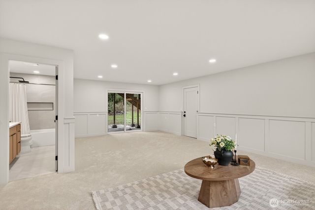 1692 Oak Ridge Dr, Camano Island, WA 98282