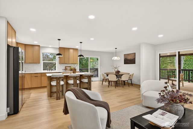 1692 Oak Ridge Dr, Camano Island, WA 98282