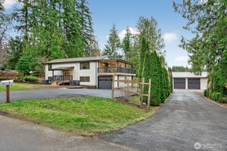1692 Oak Ridge Dr, Camano Island, WA 98282
