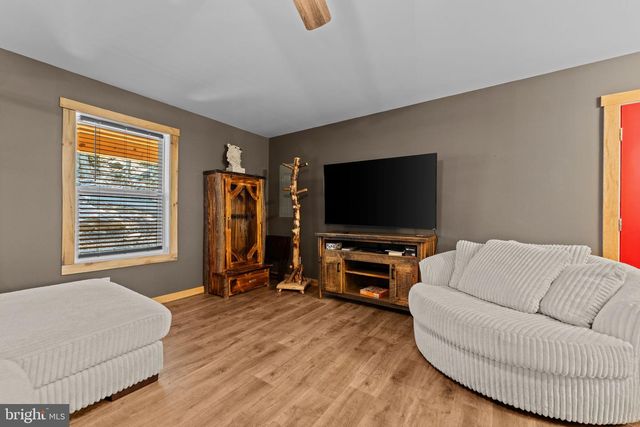 194 BLACK BEAR TRL, Harpers Ferry, WV 25425