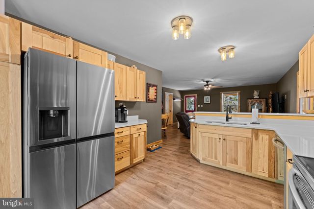 194 BLACK BEAR TRL, Harpers Ferry, WV 25425