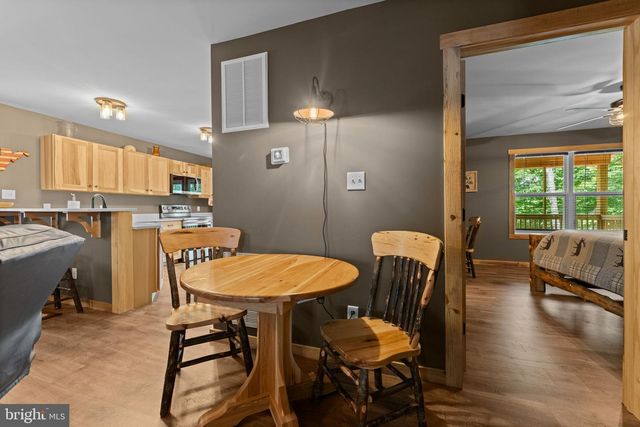 194 BLACK BEAR TRL, Harpers Ferry, WV 25425