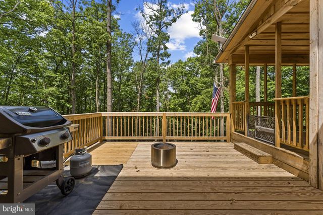 194 BLACK BEAR TRL, Harpers Ferry, WV 25425