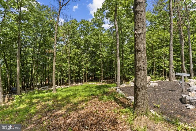 194 BLACK BEAR TRL, Harpers Ferry, WV 25425