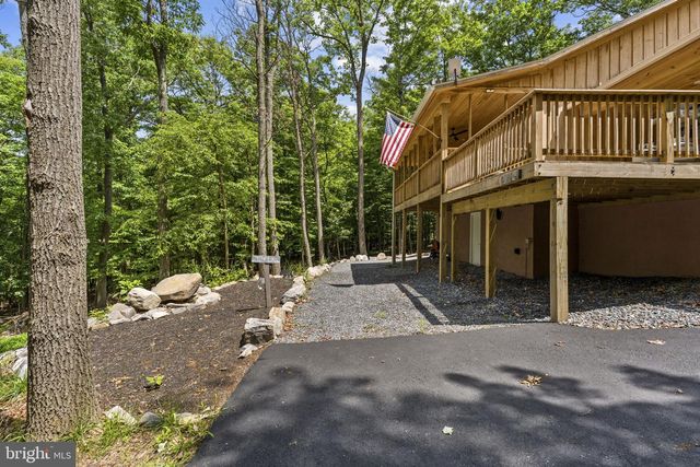 194 BLACK BEAR TRL, Harpers Ferry, WV 25425