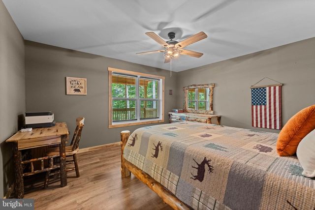 194 BLACK BEAR TRL, Harpers Ferry, WV 25425