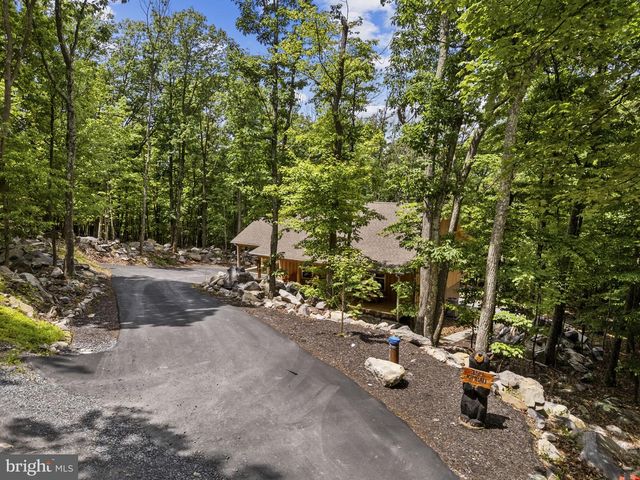 194 BLACK BEAR TRL, Harpers Ferry, WV 25425
