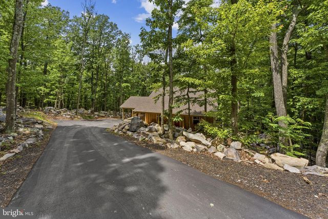 194 BLACK BEAR TRL, Harpers Ferry, WV 25425