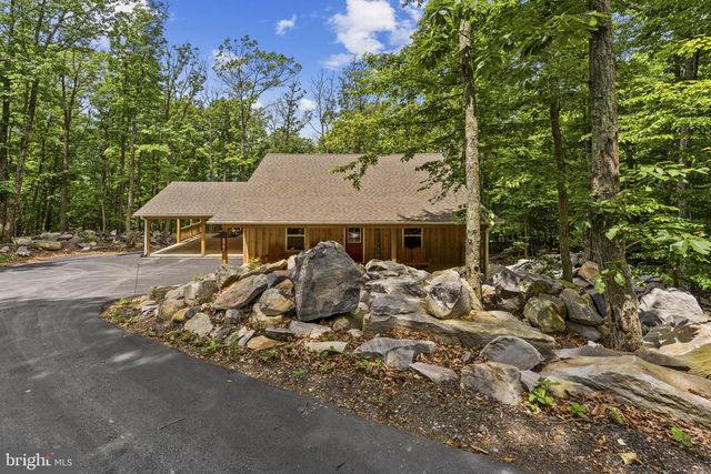 194 BLACK BEAR TRL, Harpers Ferry, WV 25425