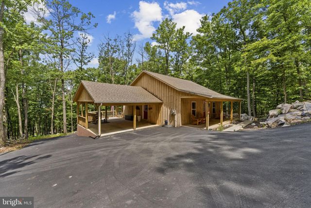 194 BLACK BEAR TRL, Harpers Ferry, WV 25425