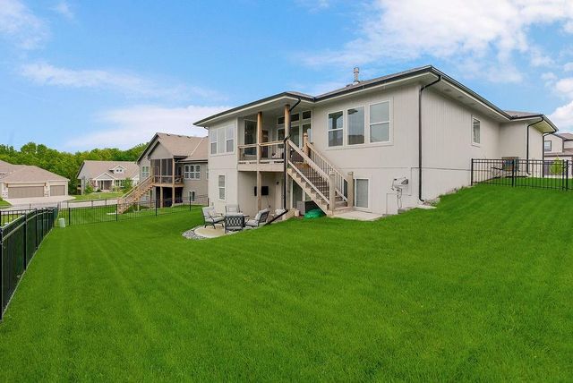 19526 W 116th Street, Olathe, KS 66061