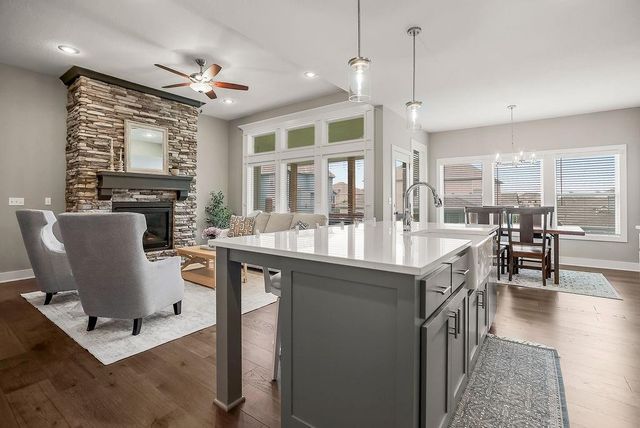 19526 W 116th Street, Olathe, KS 66061