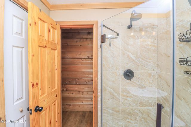 214 Hickory Ridge Drive, Florence, MS 39073