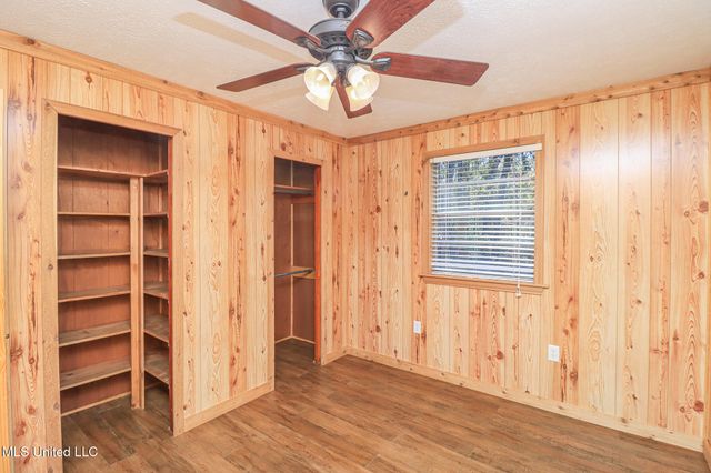 214 Hickory Ridge Drive, Florence, MS 39073