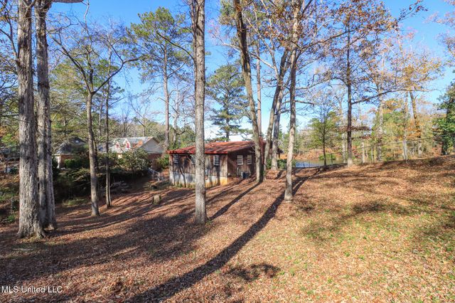 214 Hickory Ridge Drive, Florence, MS 39073