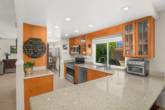 9719 Button Street, Santee, CA 92071