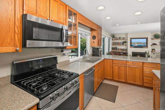 9719 Button Street, Santee, CA 92071