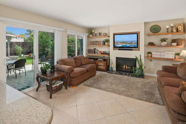 9719 Button Street, Santee, CA 92071