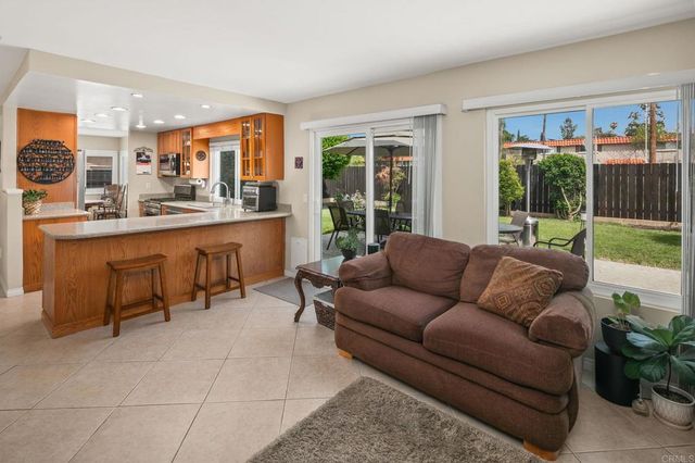 9719 Button Street, Santee, CA 92071