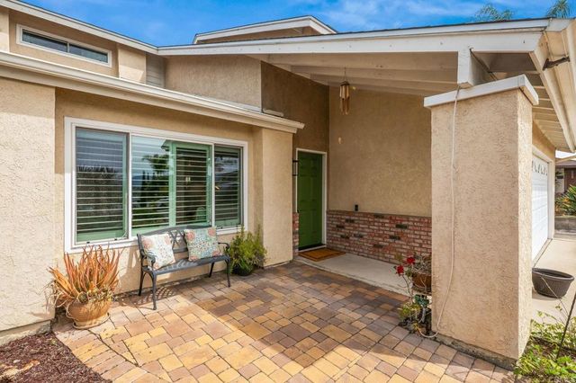 9719 Button Street, Santee, CA 92071