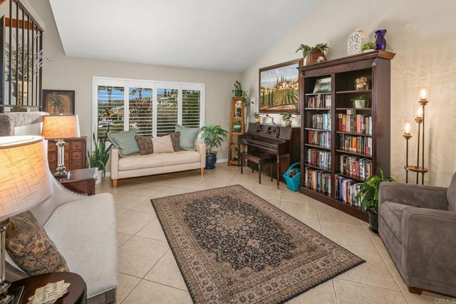 9719 Button Street, Santee, CA 92071