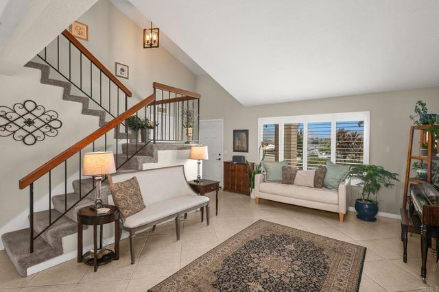 9719 Button Street, Santee, CA 92071