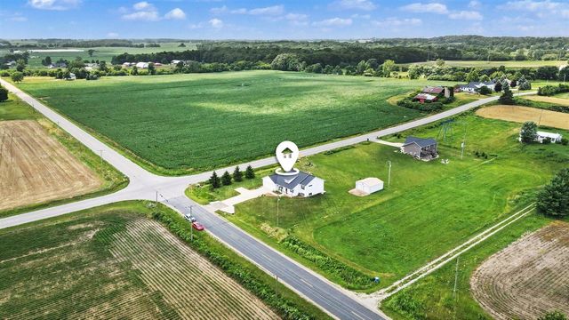 2599 144th Avenue, Dorr, MI 49323