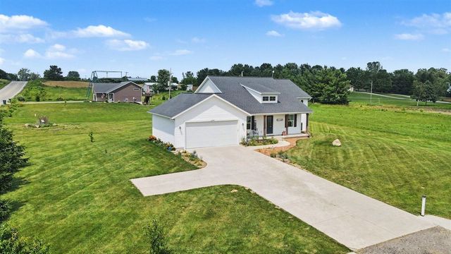 2599 144th Avenue, Dorr, MI 49323