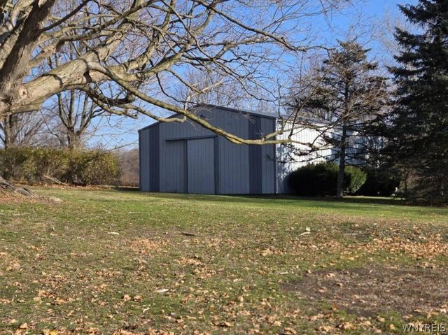 8121 Telephone Road, Pavilion, NY 14482