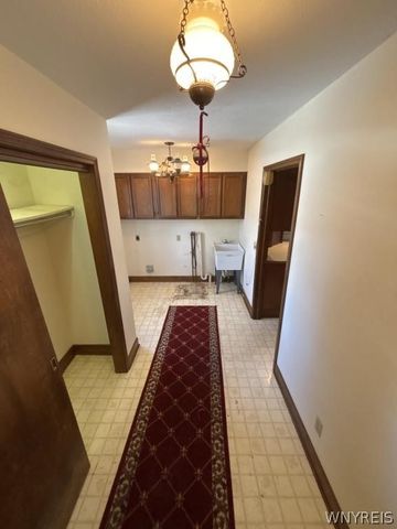 8121 Telephone Road, Pavilion, NY 14482