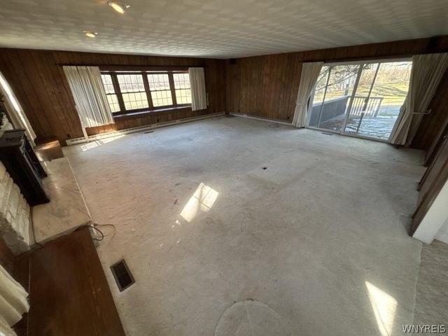 8121 Telephone Road, Pavilion, NY 14482