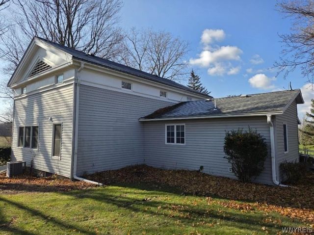 8121 Telephone Road, Pavilion, NY 14482