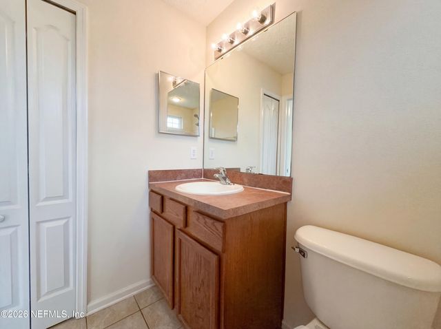 1539 BISCAYNE BAY Drive, Jacksonville, FL 32218