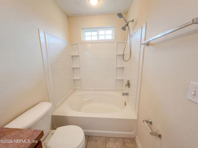 1539 BISCAYNE BAY Drive, Jacksonville, FL 32218