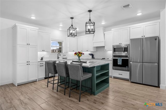 203 Sand Flat Lane, Temple, TX 76502