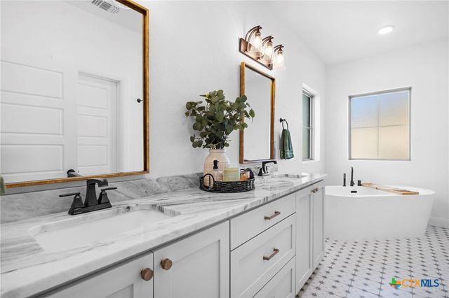 203 Sand Flat Lane, Temple, TX 76502