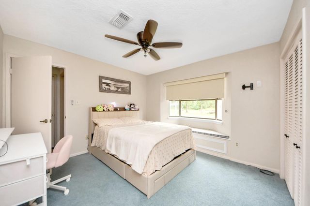 2514 Loganberry Circle, Seabrook, TX 77586