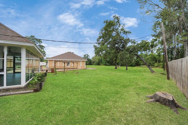 2514 Loganberry Circle, Seabrook, TX 77586